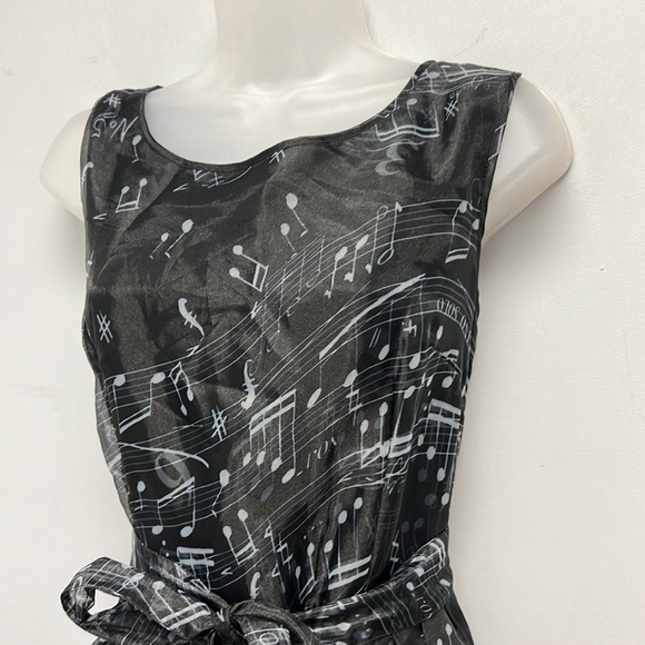 Samuel Dong Women’s Classic Sleeveless Musical Notes Dress Size Small - Picture 2 of 11